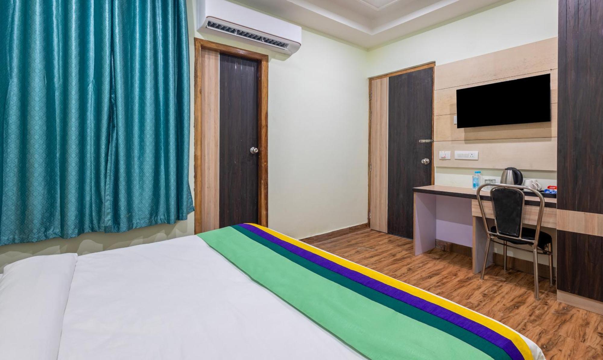 Отель Treebo Shakuntalam, Near Lucknow Airport Экстерьер фото